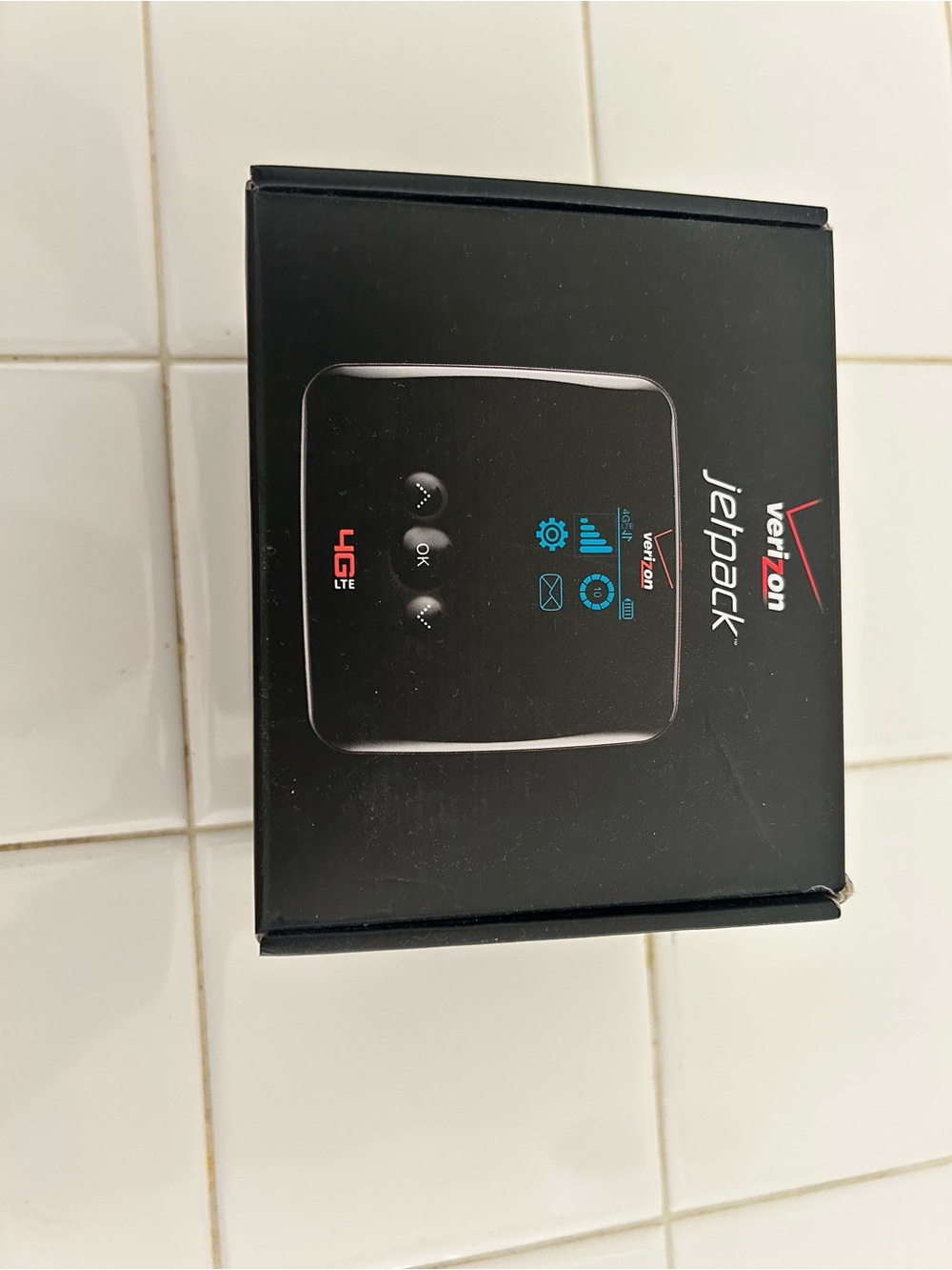 Verizon Jetpack 4G LTE Mobile Hotspot - Black